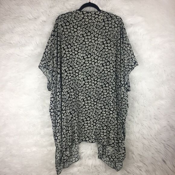Brandy Melville Black Floral Long Kimono Cardigan - Picture 6 of 7